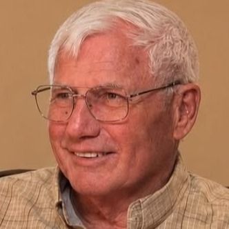 Leslie Andrews's obituary photo'