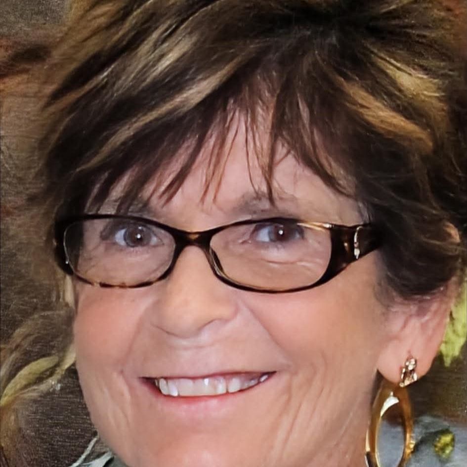 Victoria Whitford's obituary photo'