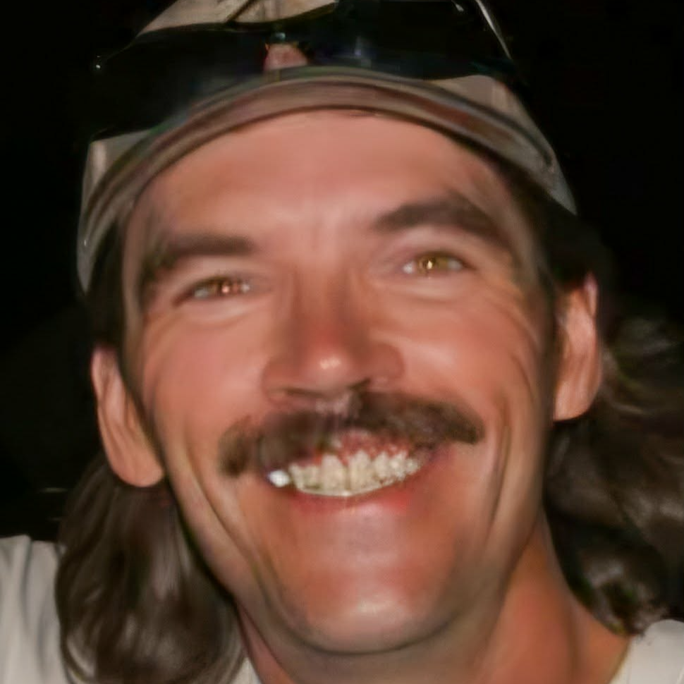 Lyle Muszynski's obituary photo'