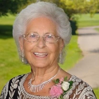 Charlotte Vitek's obituary photo'