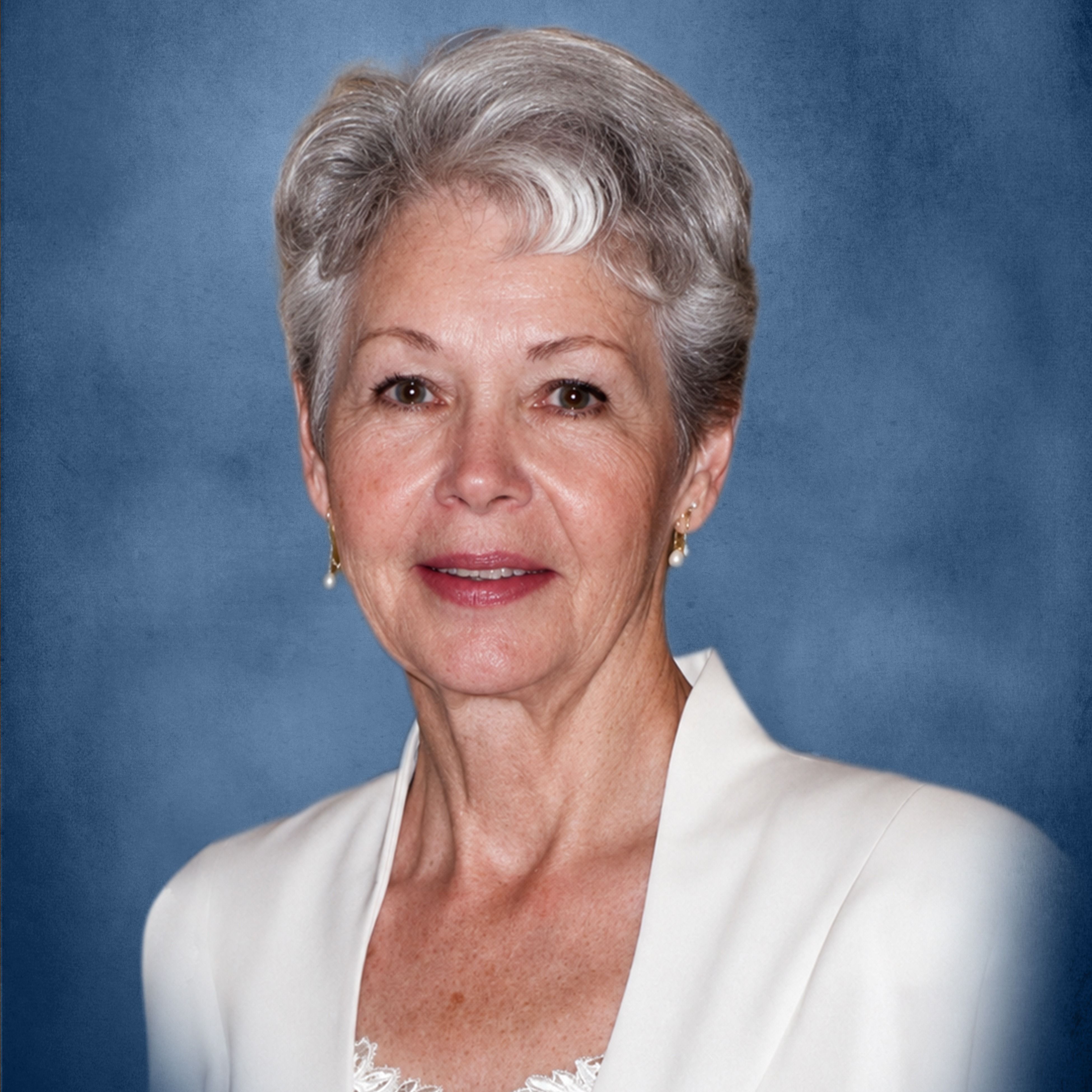 Esther Hanson's obituary photo'