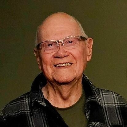 Lyle Shallberg's obituary photo'