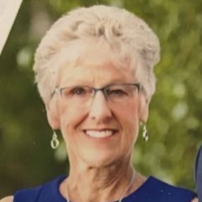Teresa DeVault's obituary photo'