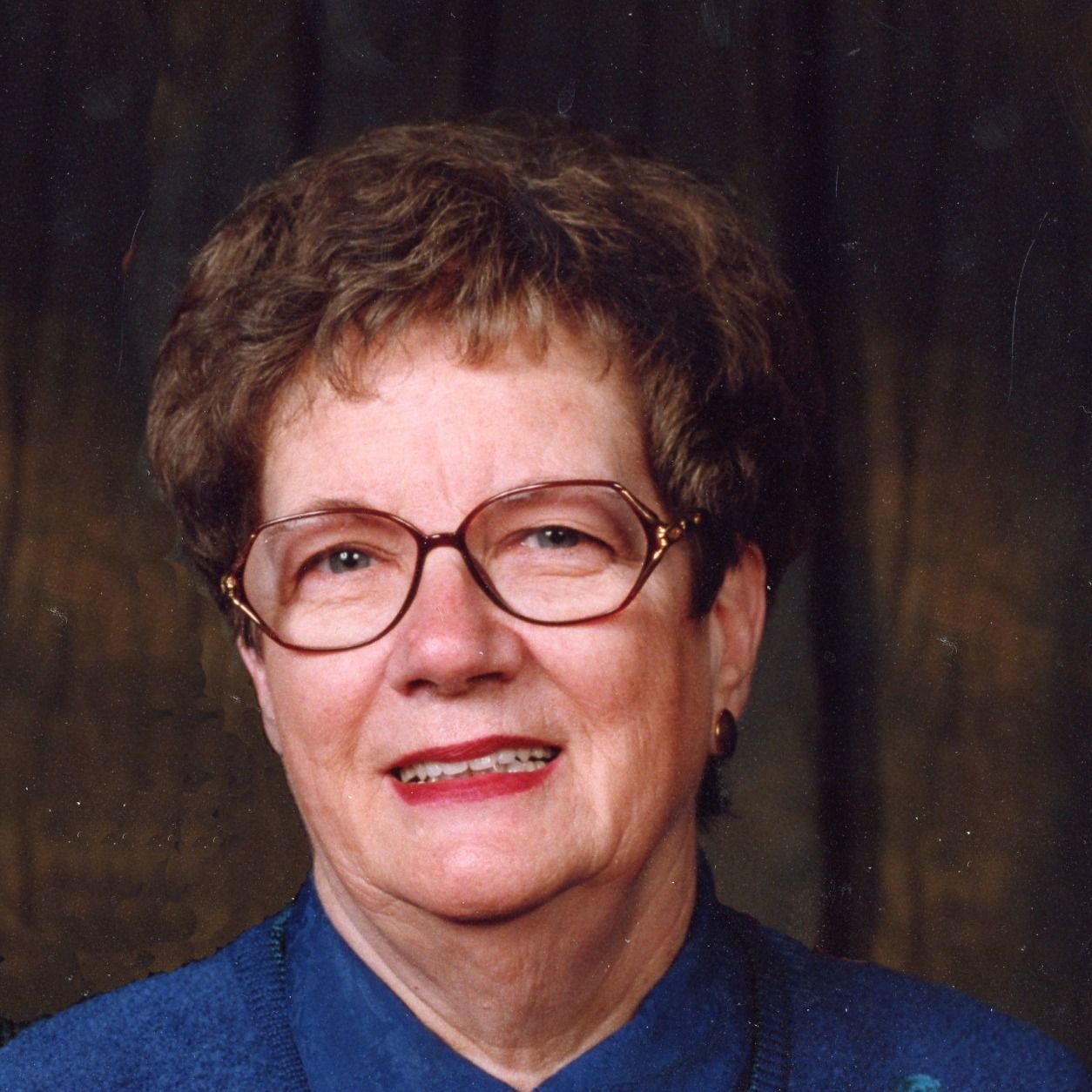 Elizabeth "Betty" Lund's obituary photo'