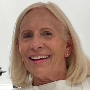Jane Pire's obituary photo'