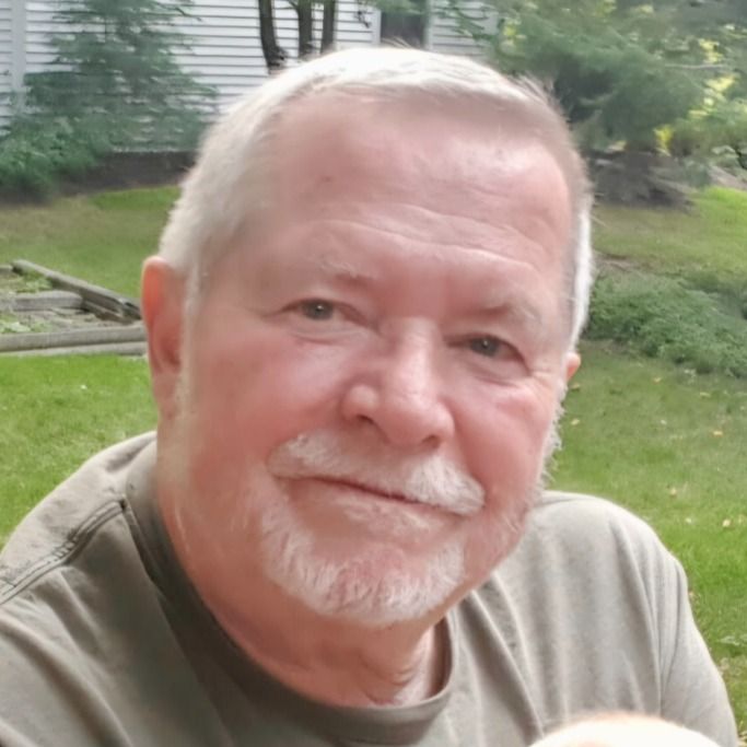 Thomas "Tom" Sweeney's obituary photo'