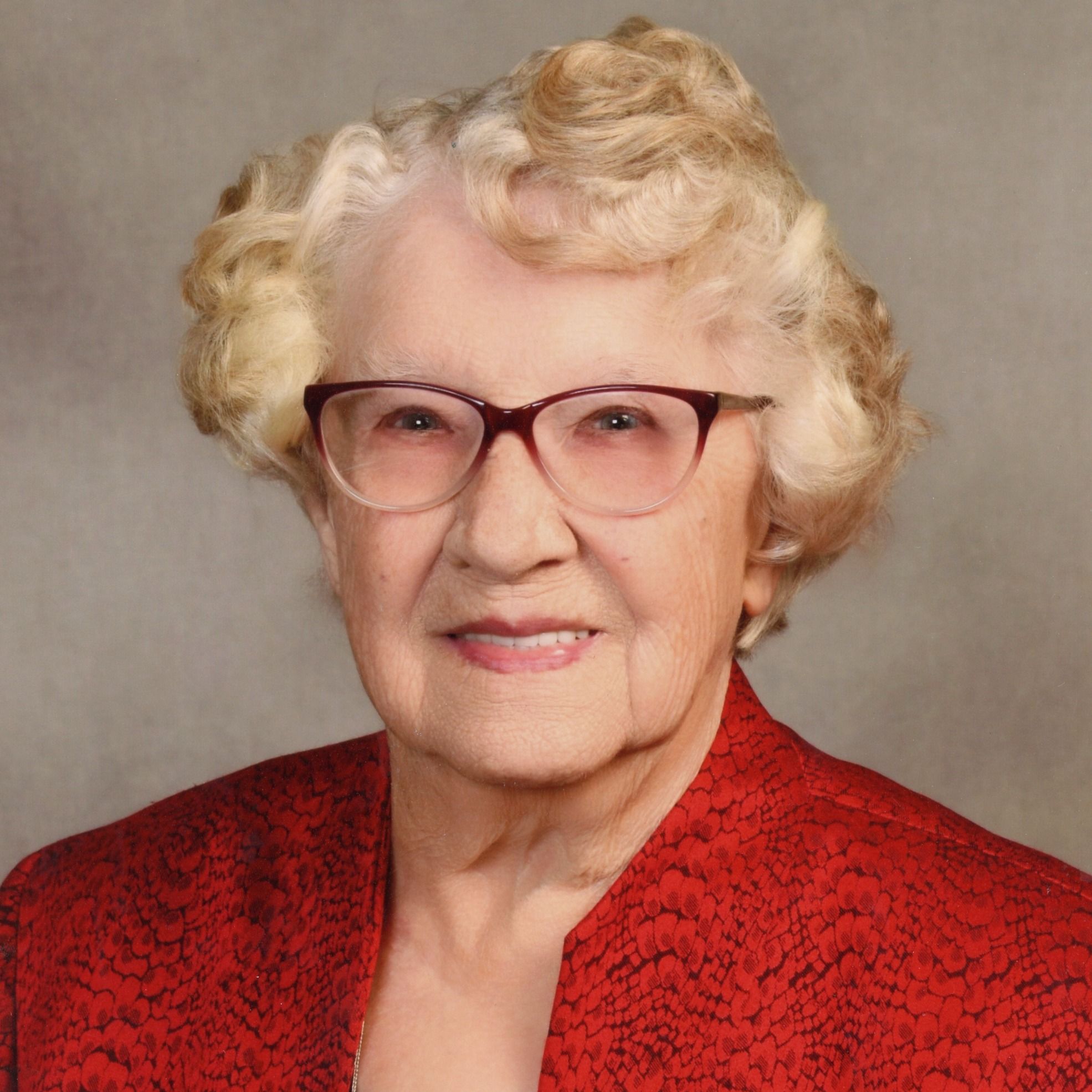 Evonne Linde's obituary photo'