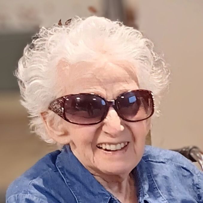 Arlene Biba's obituary photo'