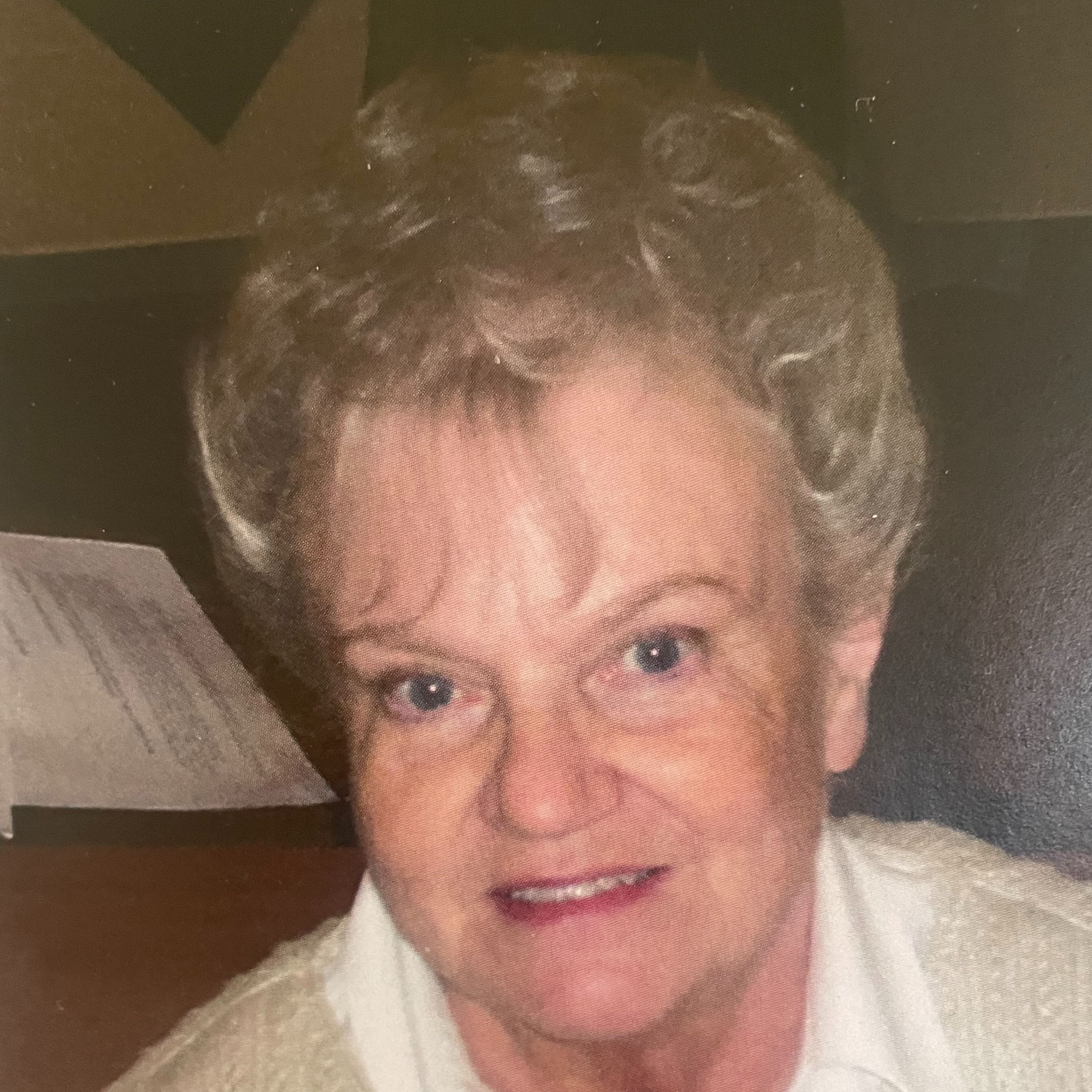 Carol Dye's obituary photo'