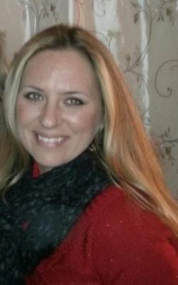 Melanie Connole