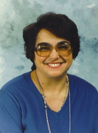 Estella Estrada's obituary photo'