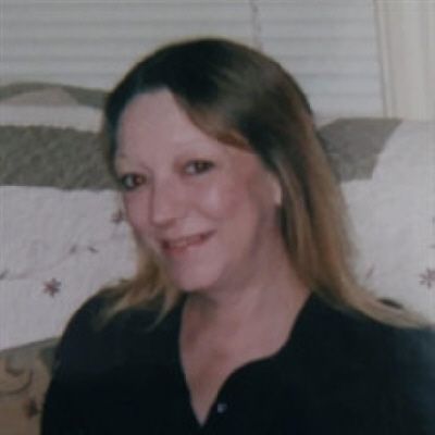 Lynnette Renner