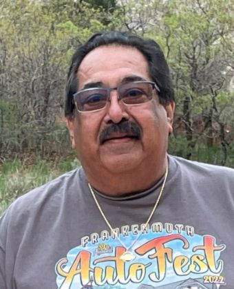 Roberto Rosales