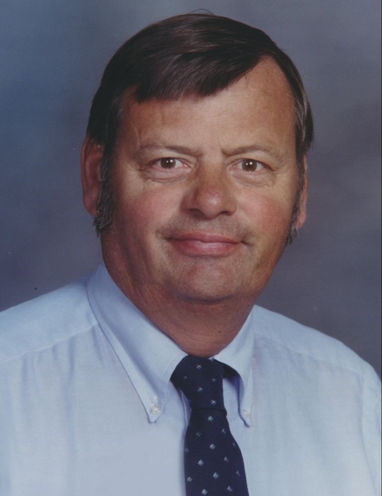 Henry B Moen