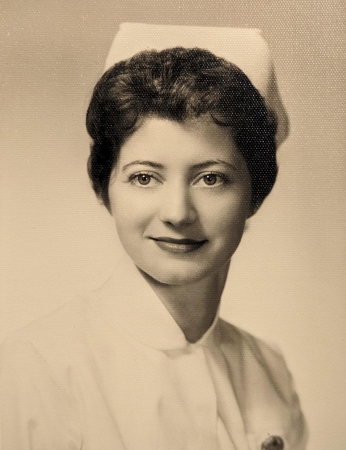 Donna  Nelson (Krattiger) (Frank)