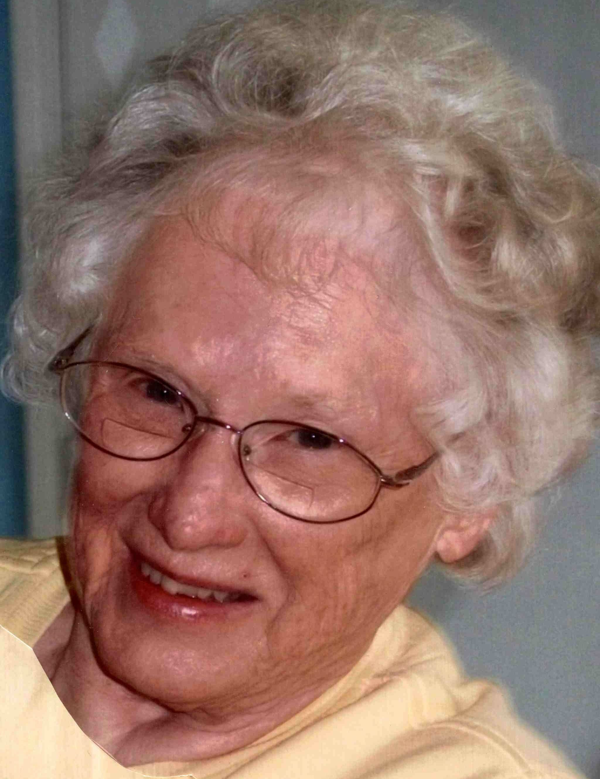 Helen Christina Knuteson