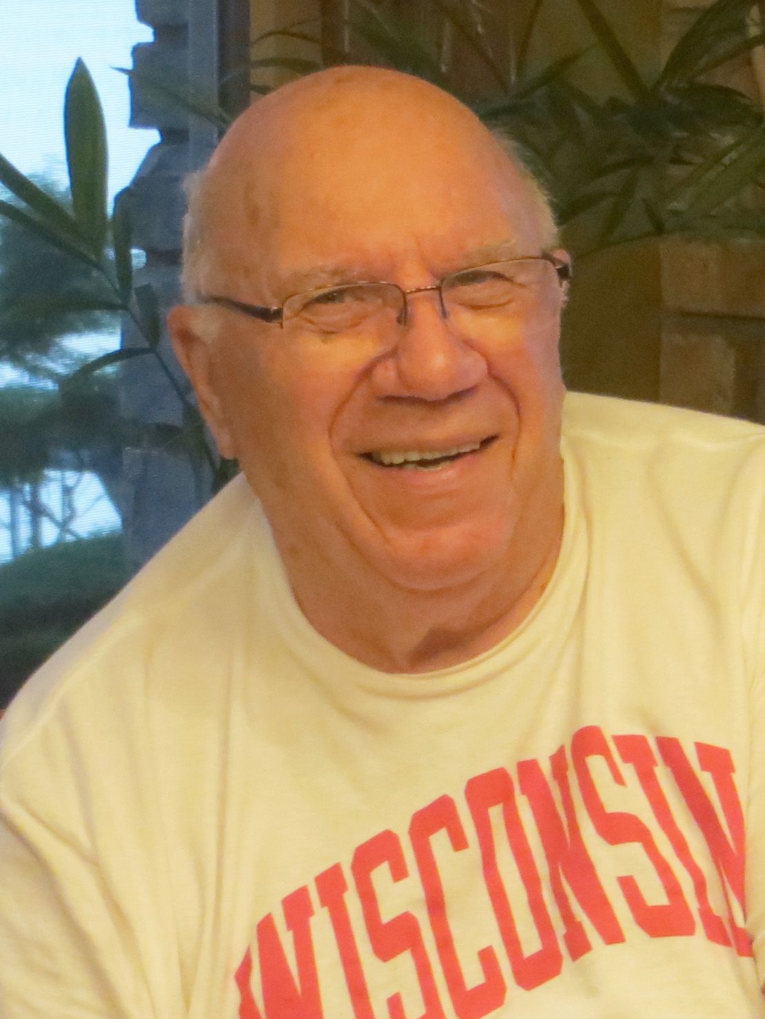 Carl E. Krakow