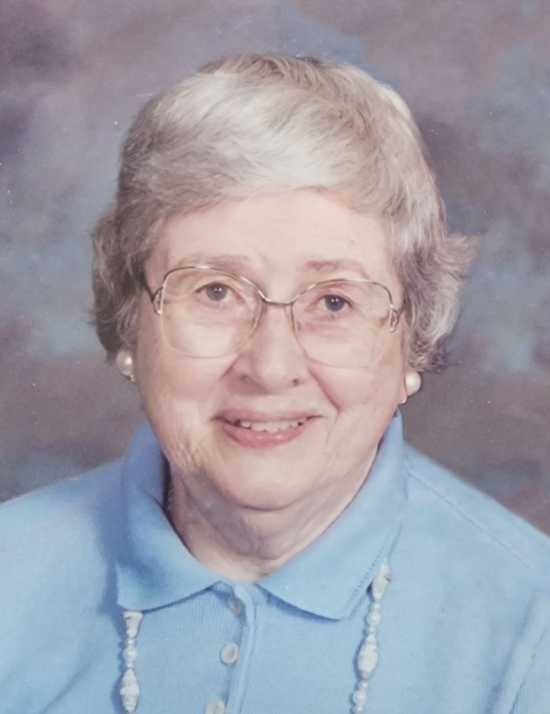 Doris B Knaack