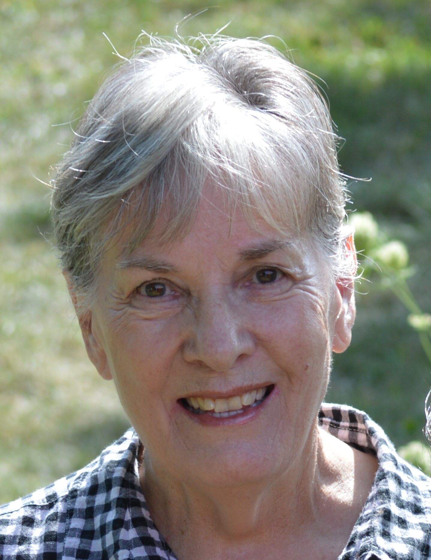 Beth Gale Daggett