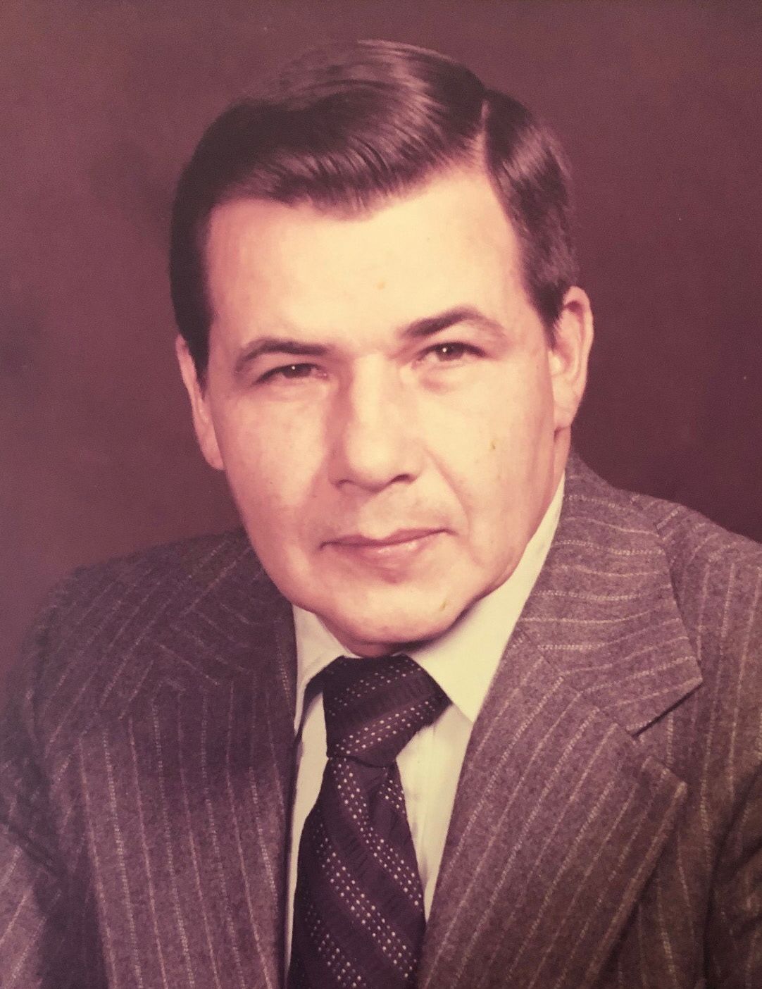 Earl Ellsworth Strutz