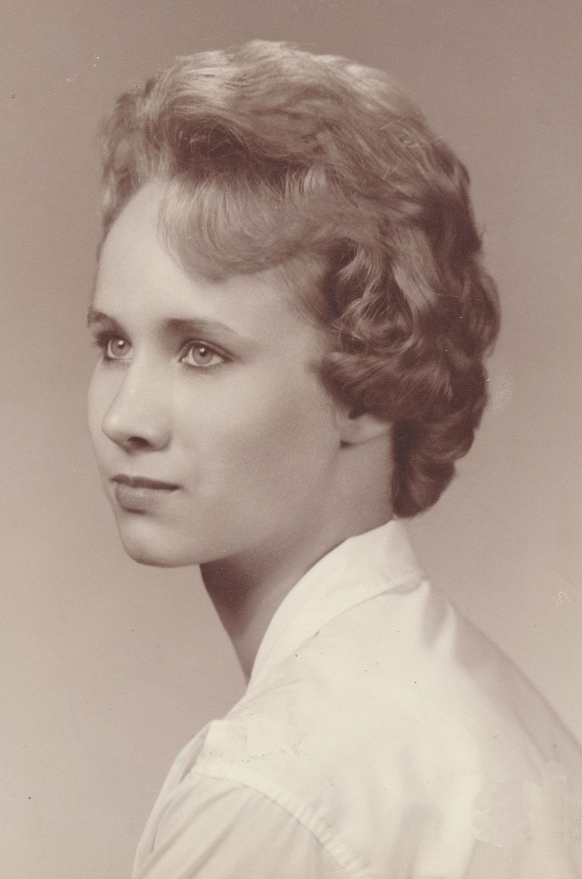 Evelyn Juanita Fraser