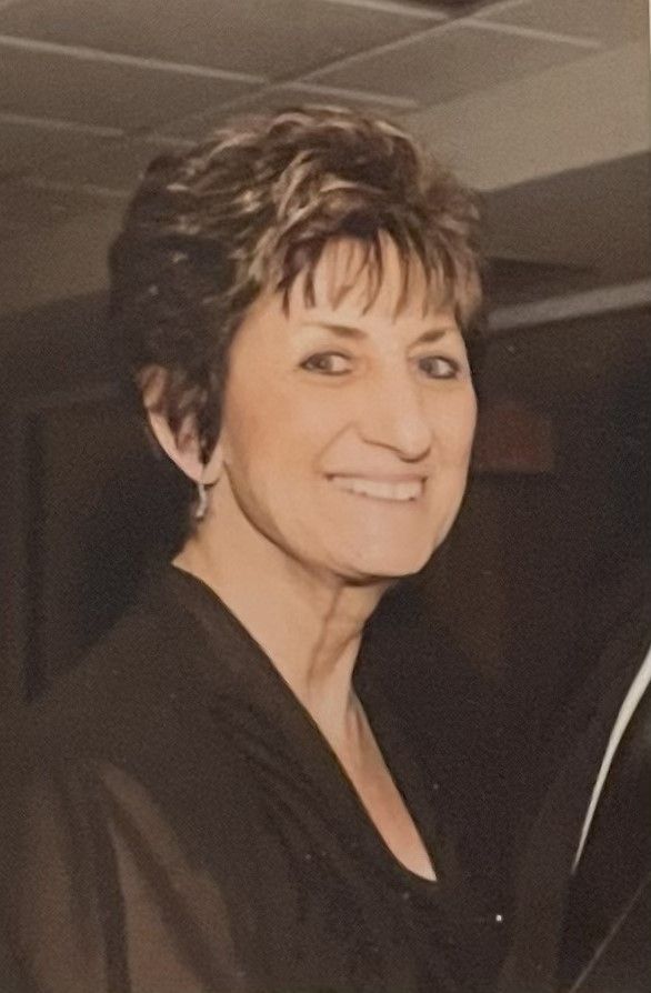 Linda Lee Stoltenberg