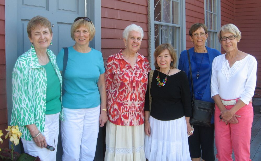 Memorial wall photo