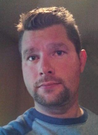 Christopher R. Leahy