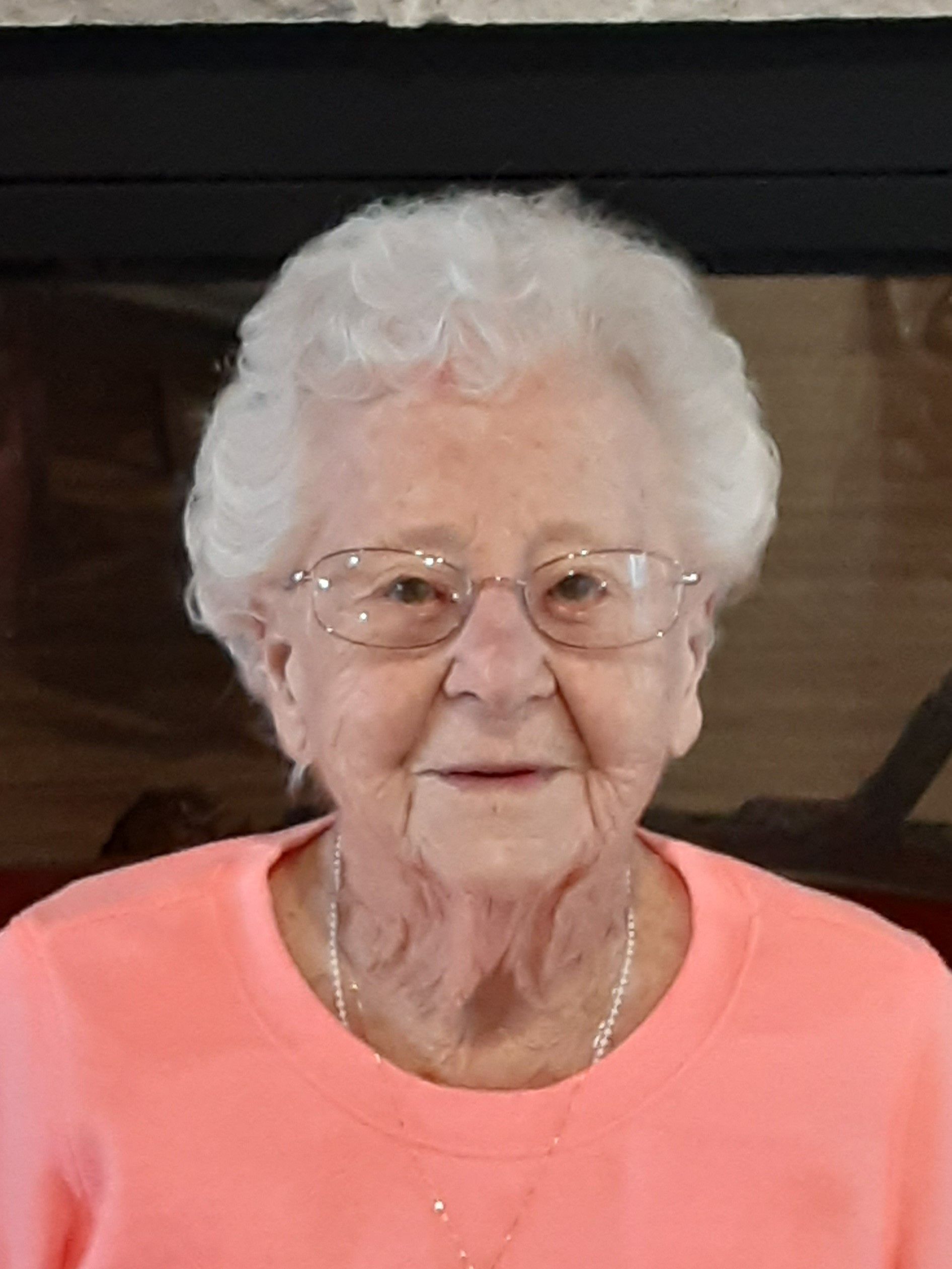 Evelyn H Smesrud