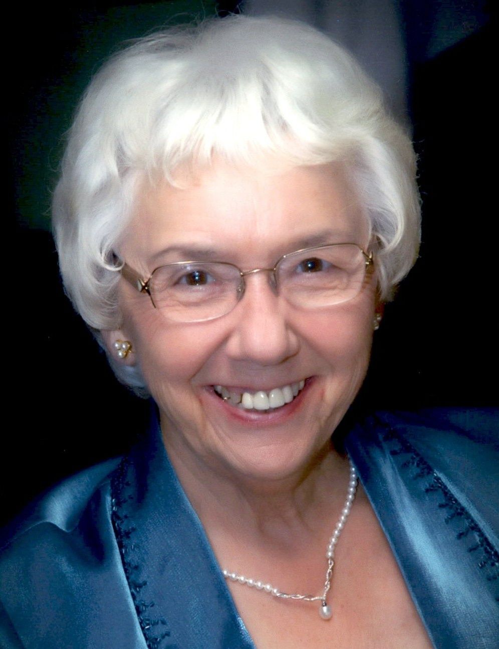 Carol Nimlos (Malila)
