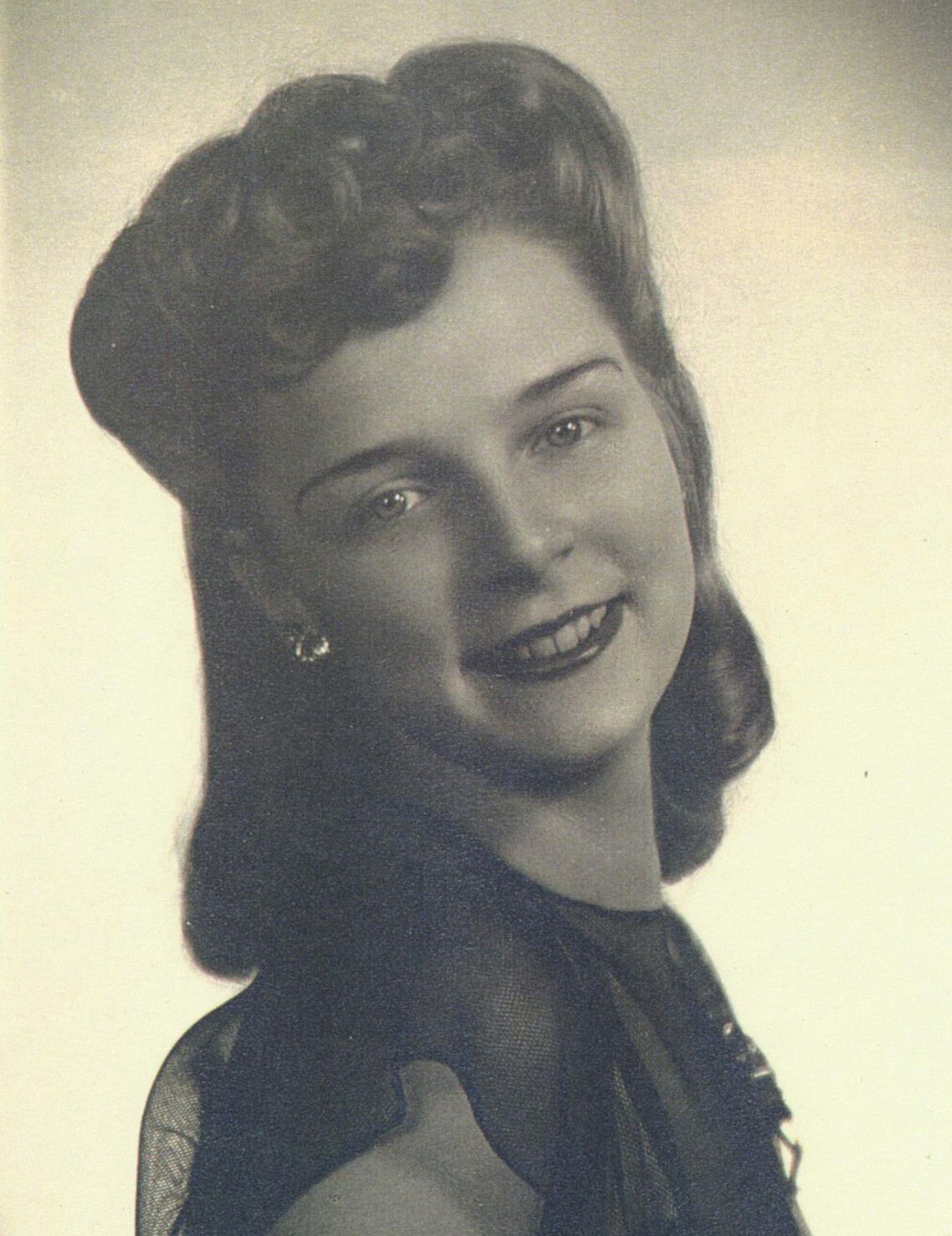 Jean L Edwards