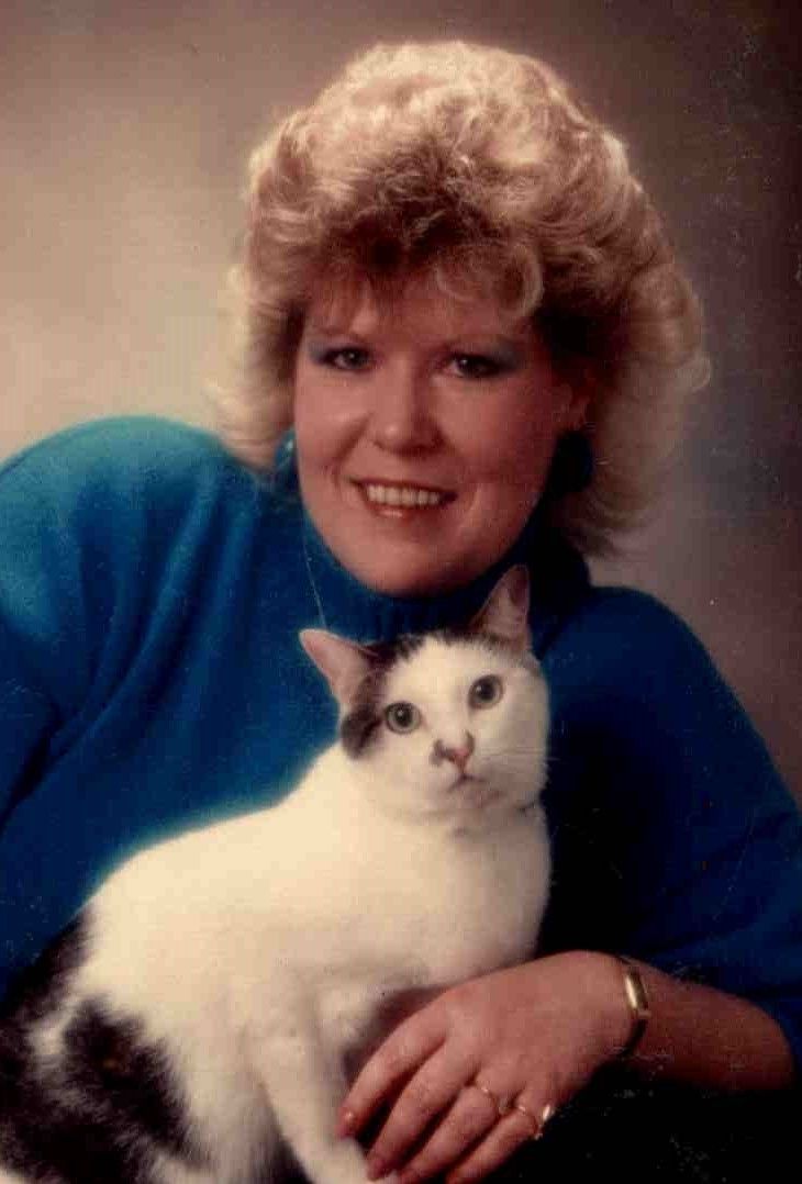 Vickie L Bandekow