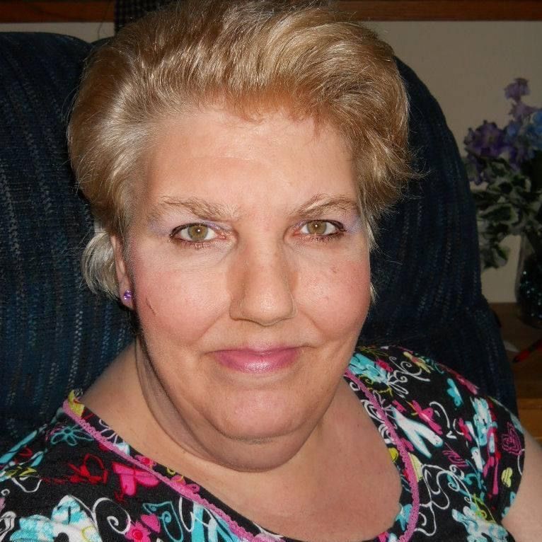 Lisa M Broehm
