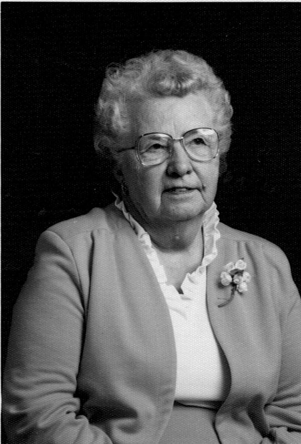 Dora Becker,