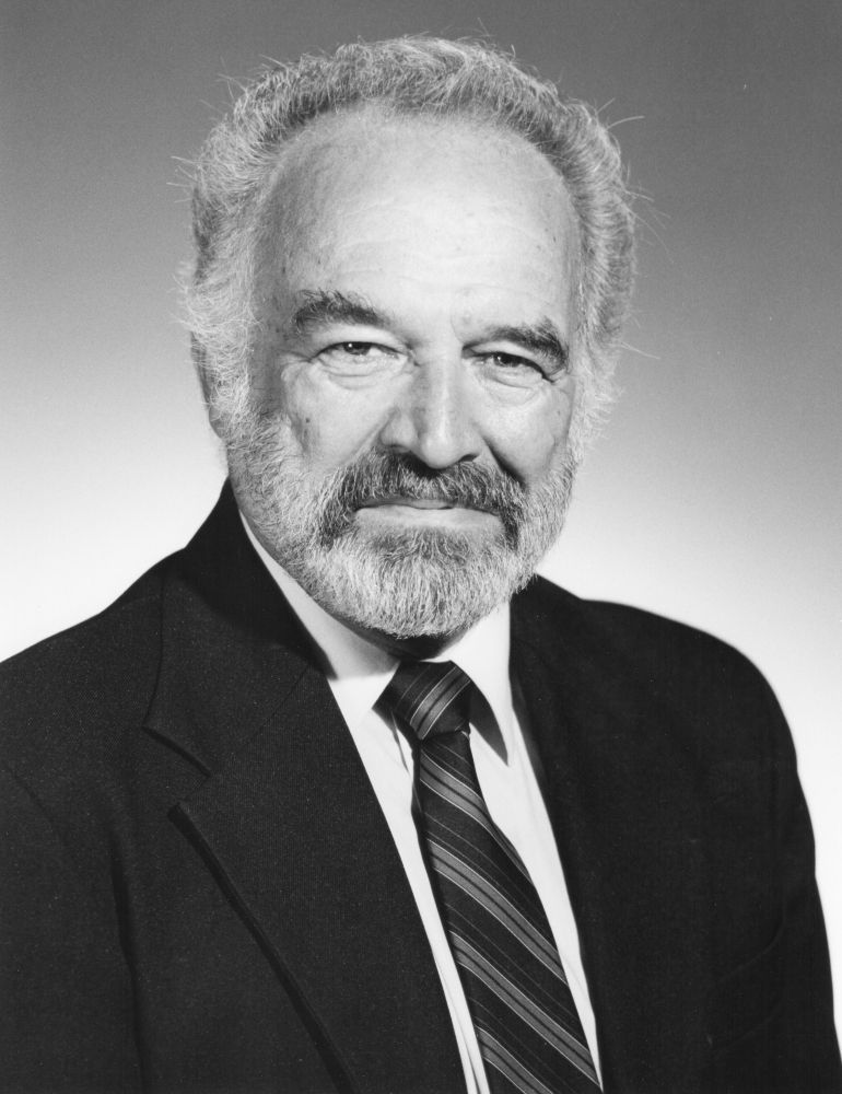 Lee R. Gjovik