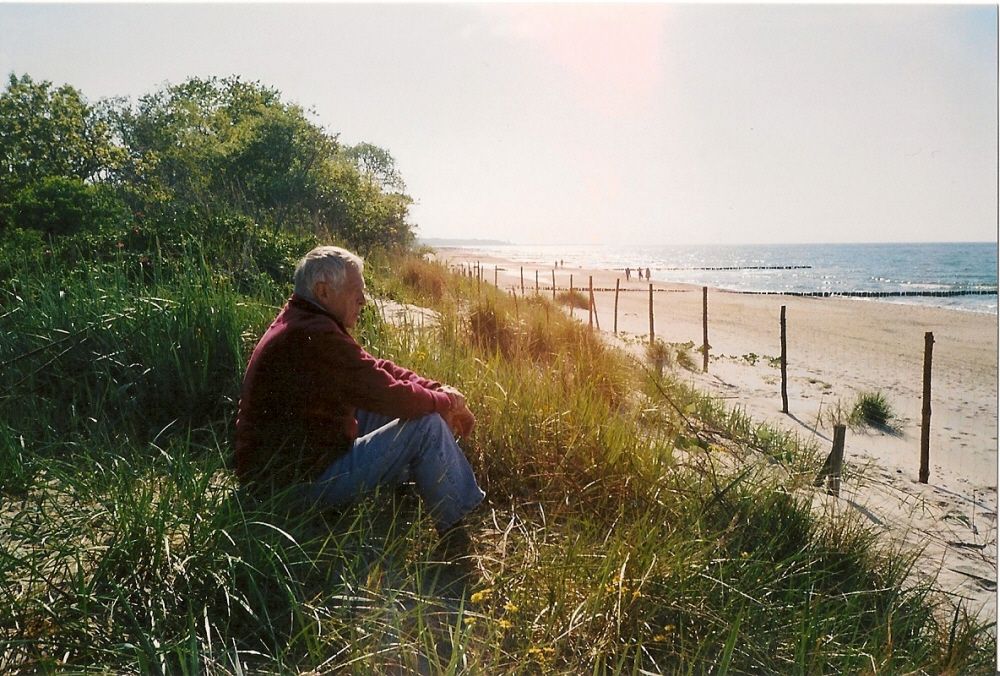 Memorial wall photo