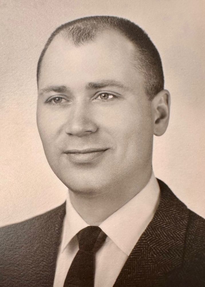 Ramon E Stade