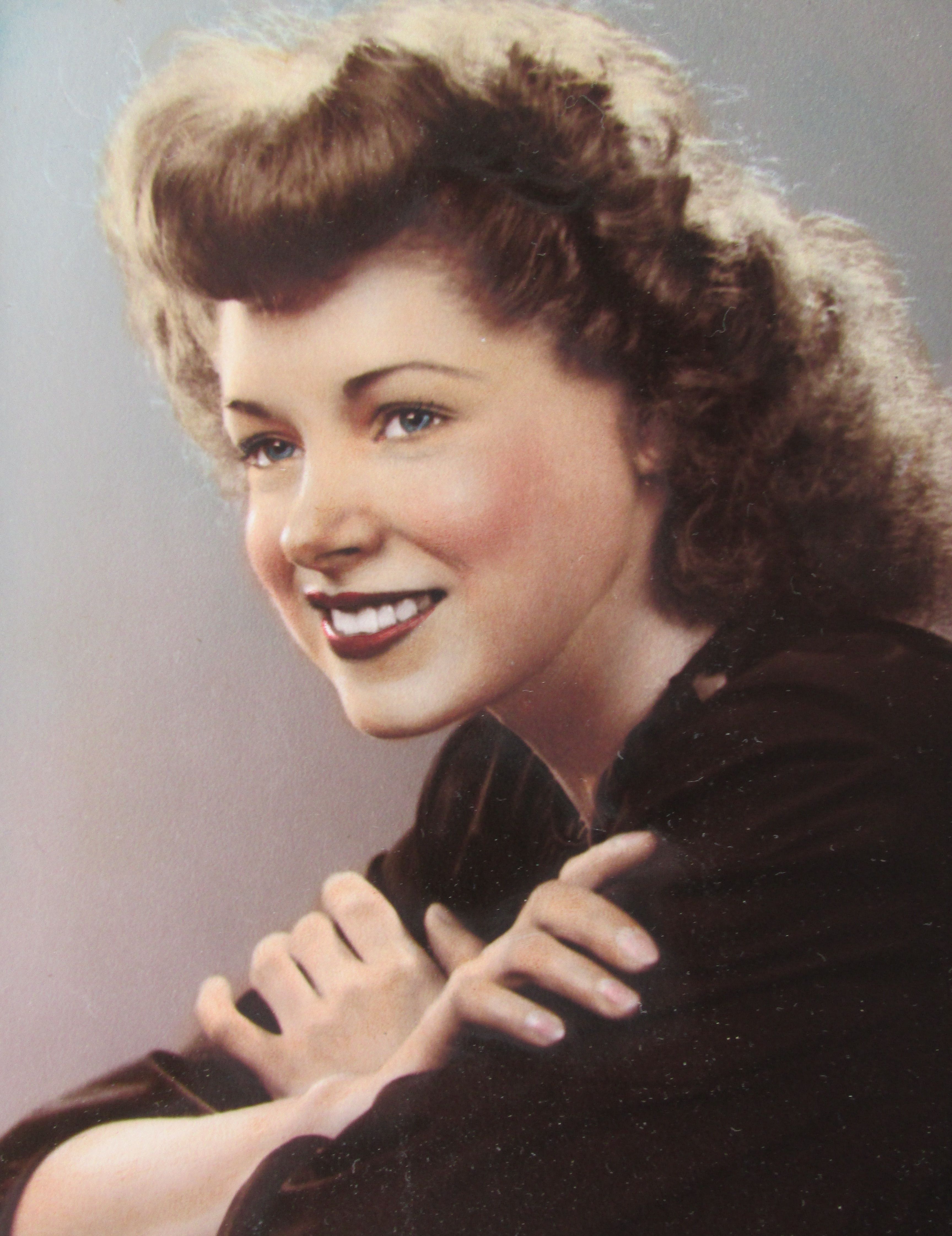 Gladys Irene Evelyn (Oen) Solberg