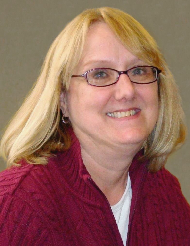 Mary E Hunter