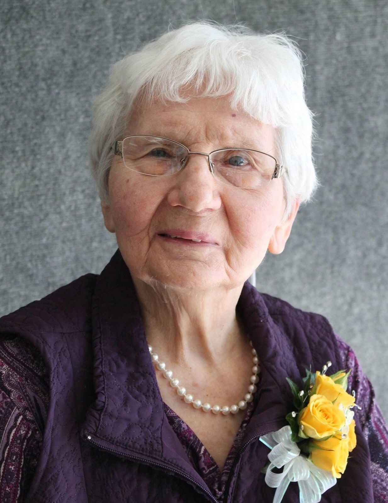 Lucille G Bartels