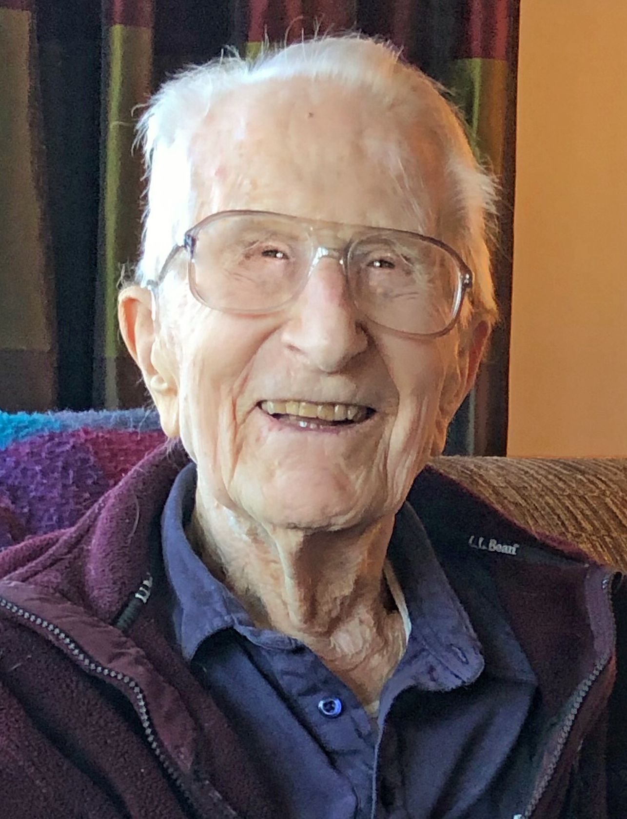 Max William Carbon