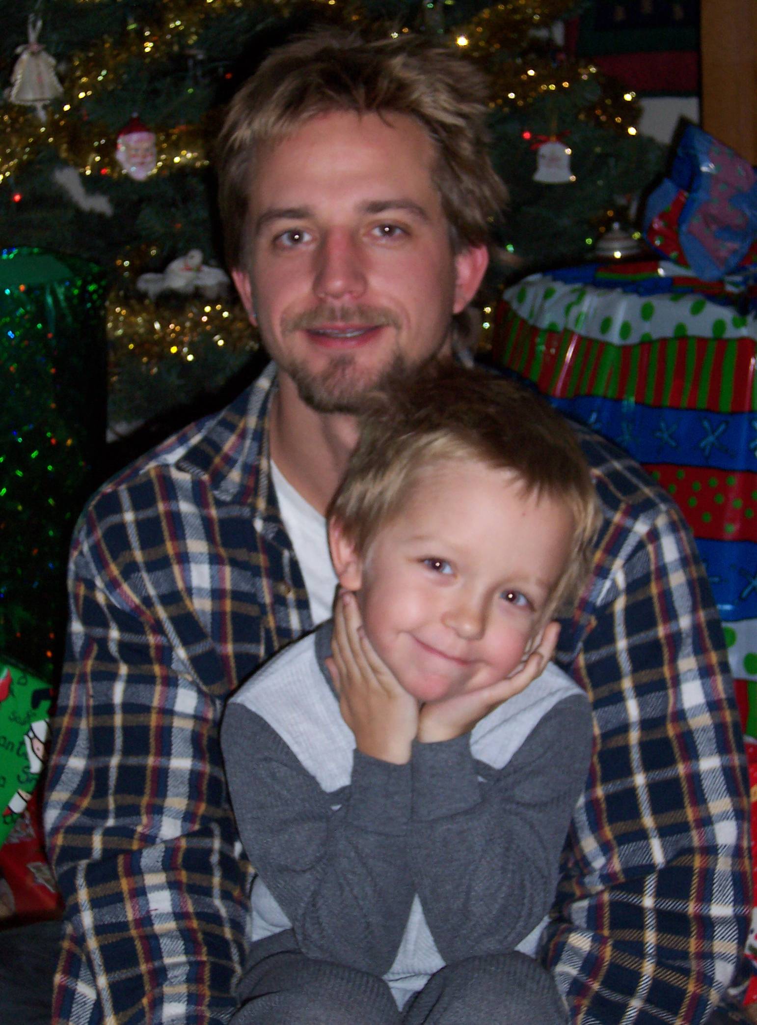 Memorial wall photo