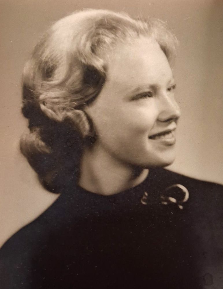 Karen Elizabrth McCarty