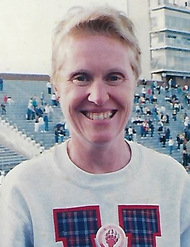 Lucinda M Barr