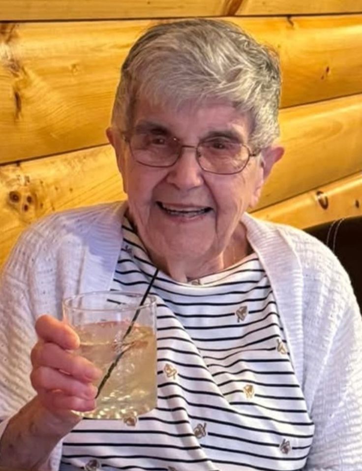 Jean J Smiley