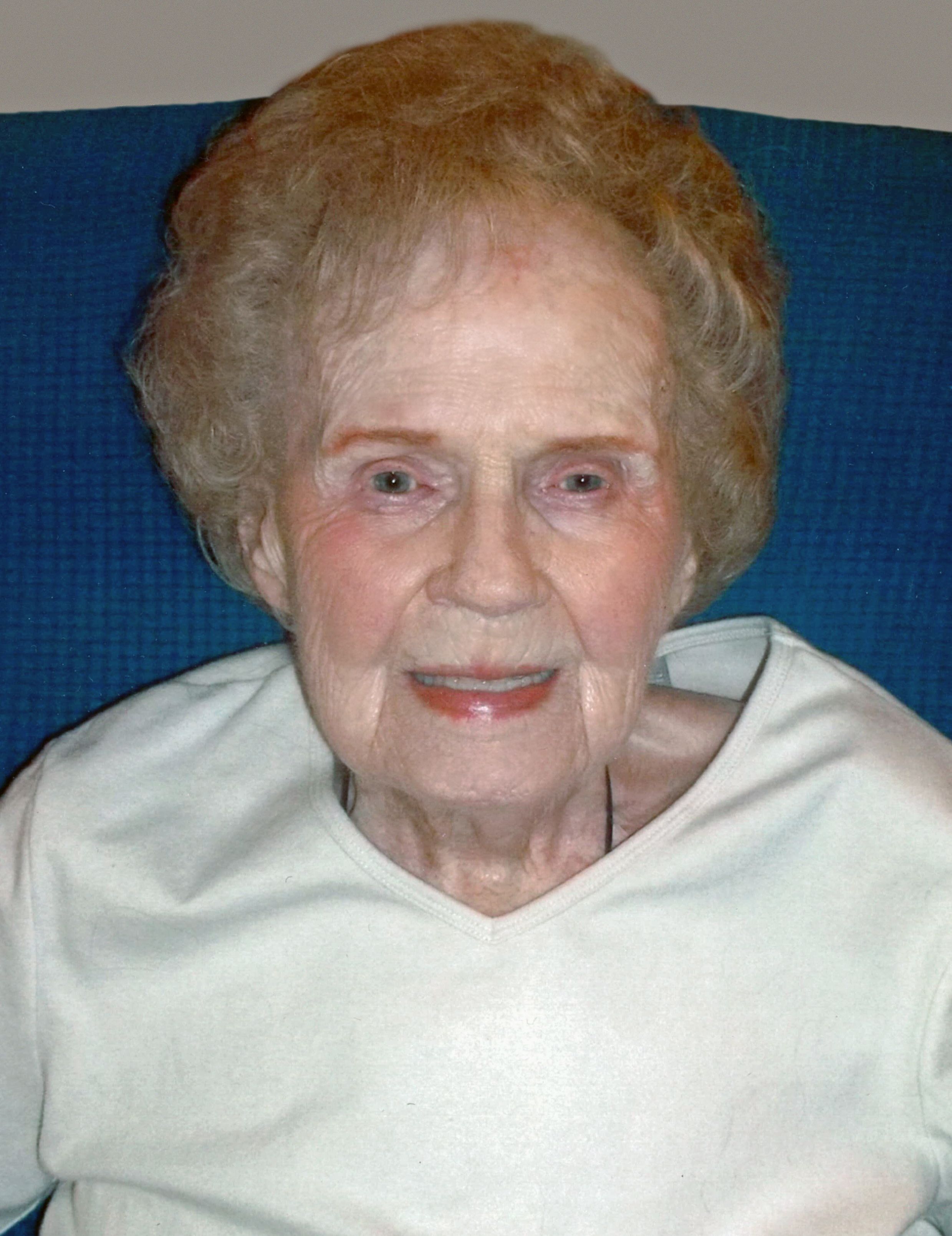 Helen Mavis  Hulett