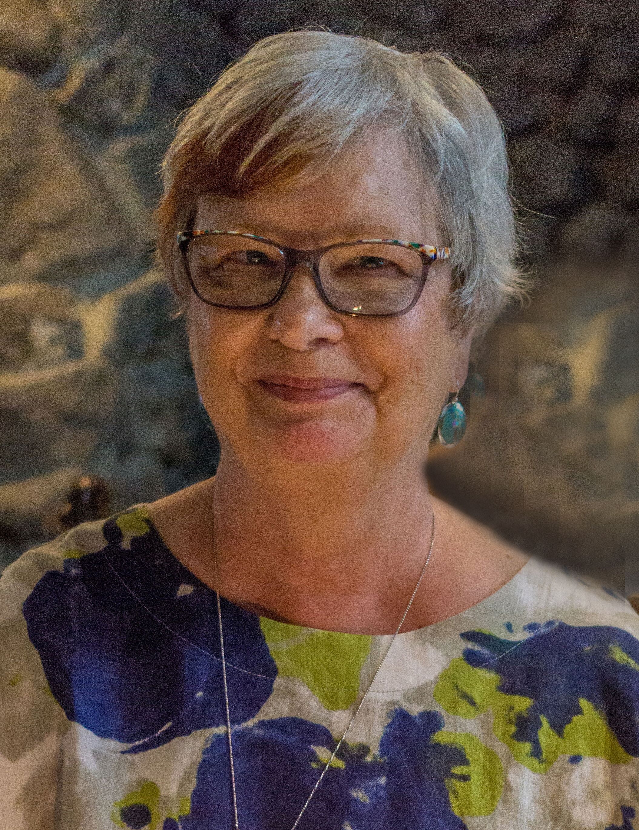 Carol J Tesar