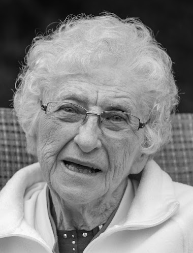 Muriel Anderson