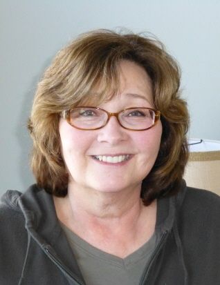 Debra E Schroeder