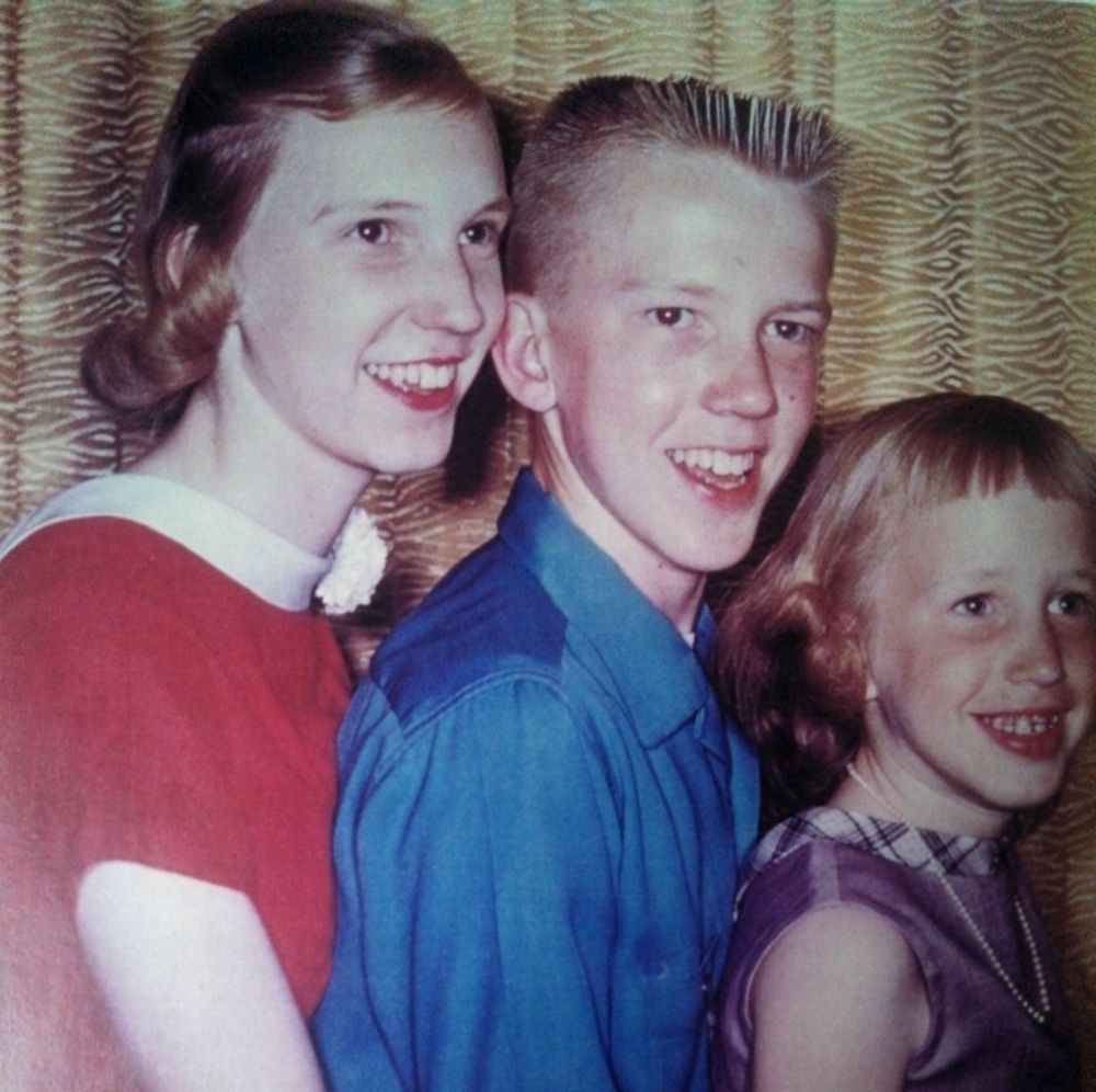Memorial wall photo